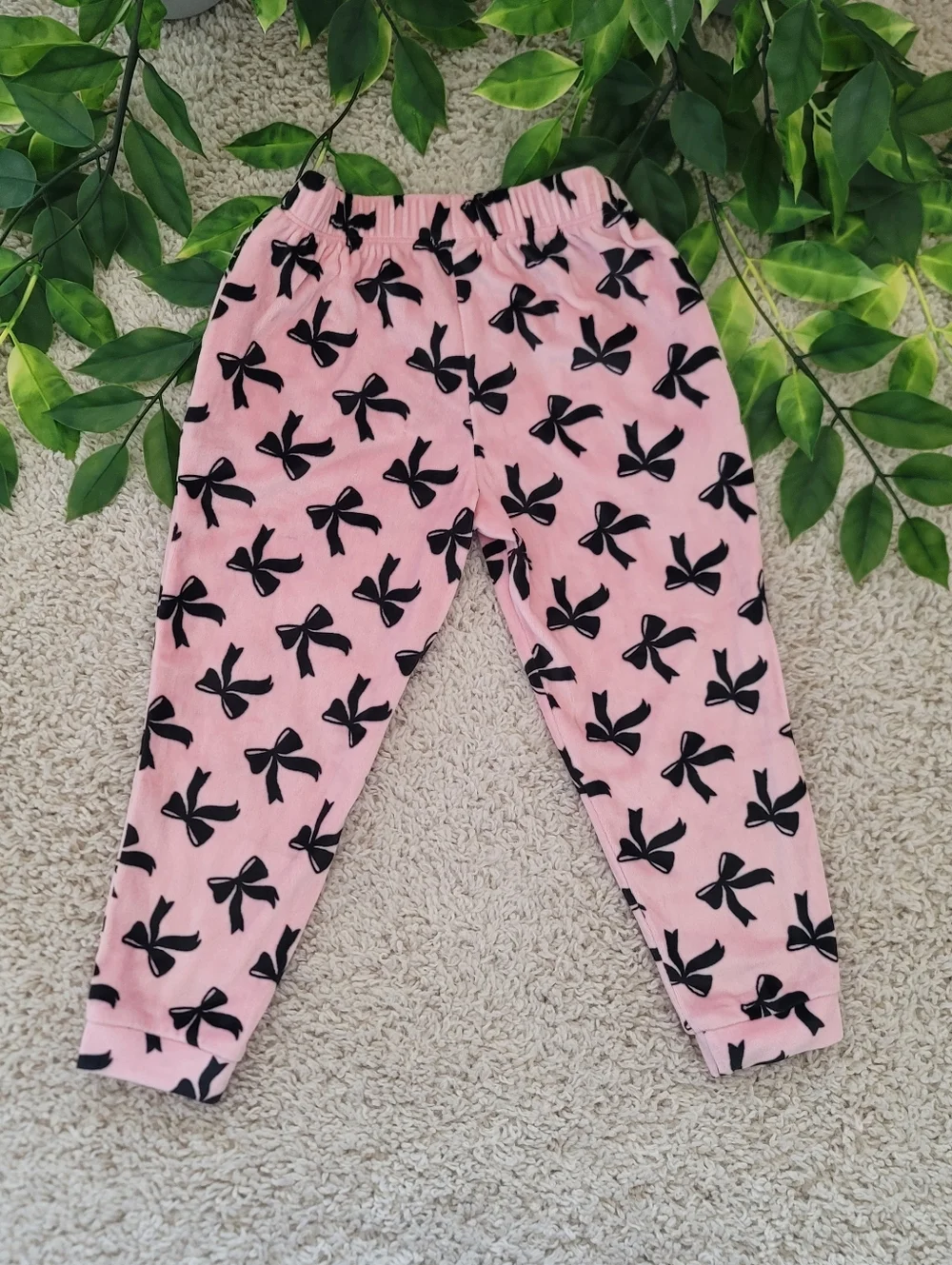 Toddler Girl Pink & Black Bow Outfit (4T) - Picture 7 of 9